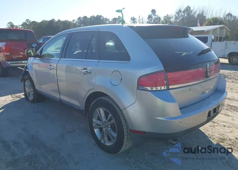2010 Lincoln Mkx z USA, uszkodzony, nr VIN 2LMDJ6JC9ABJ28876